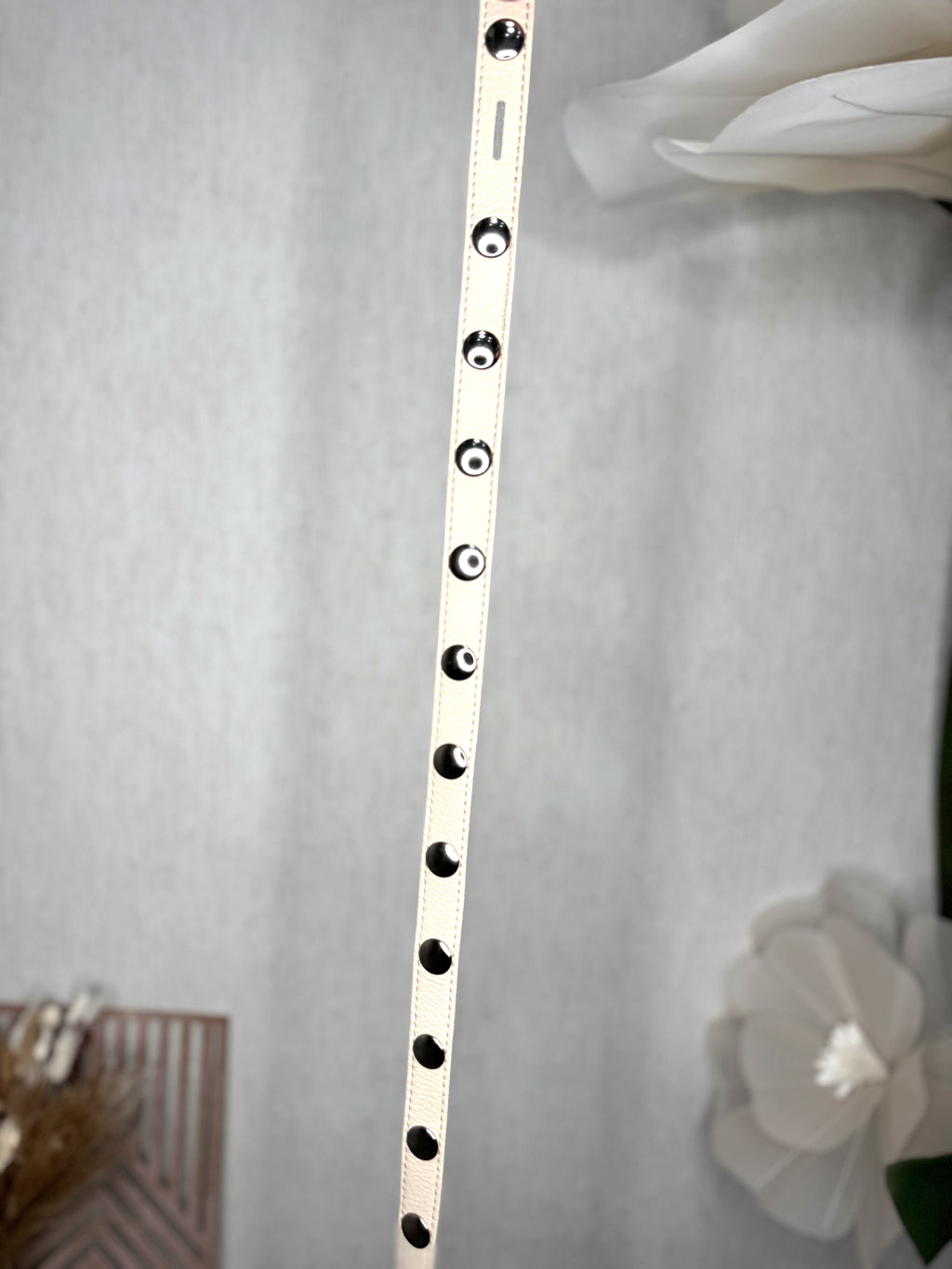 Cinturón tachuelas lazo