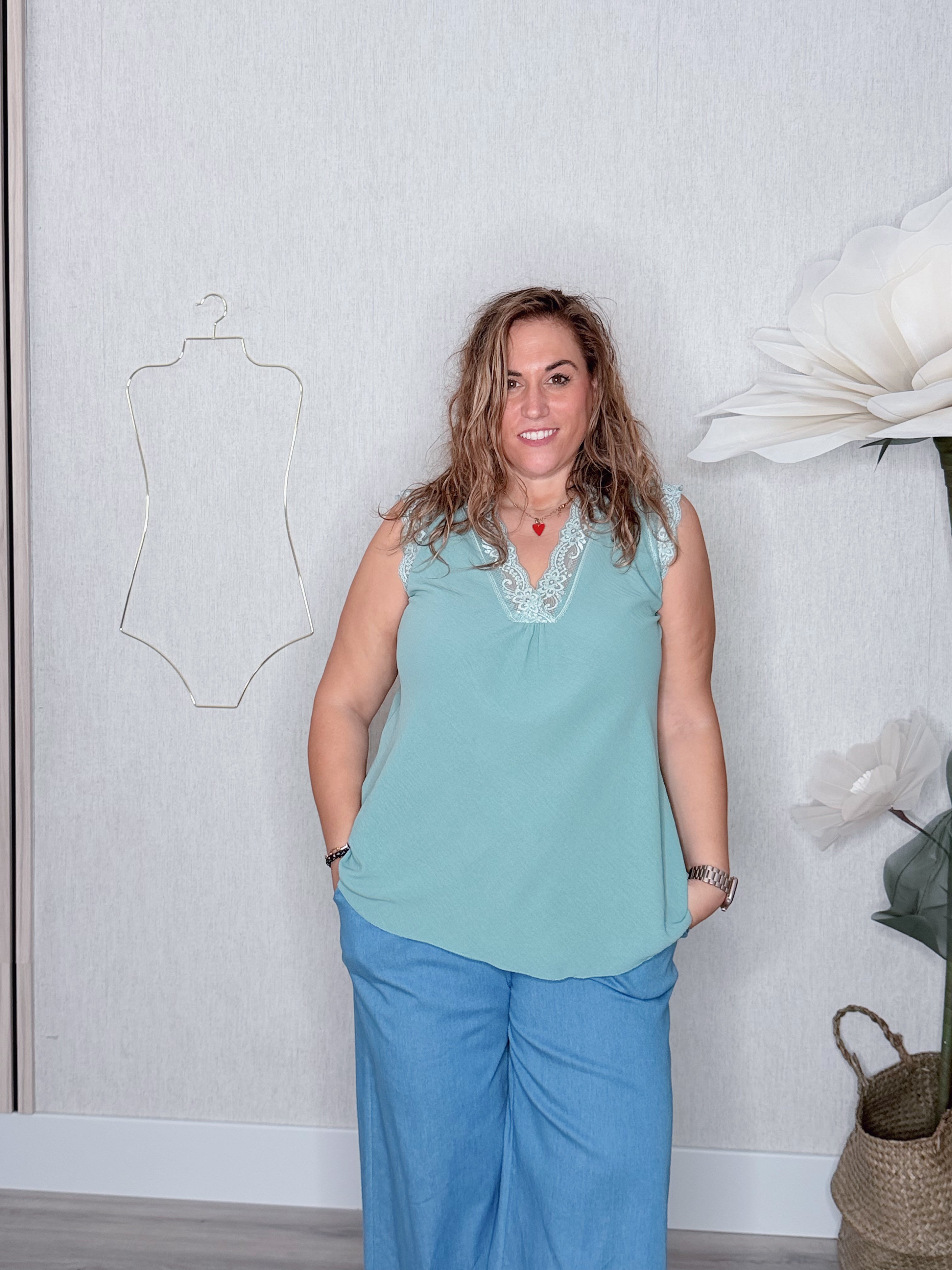 Camiseta lencería sin mangas