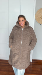 Abrigo peludo 2 en 1